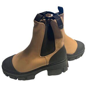 A New Day Boots Women Size 7 Water Repellent Elastic Stretch Boots Tan Black